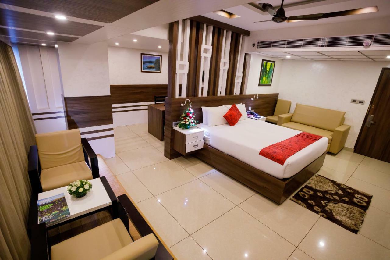 Hotel The Renai Cochin à Kochi Extérieur photo